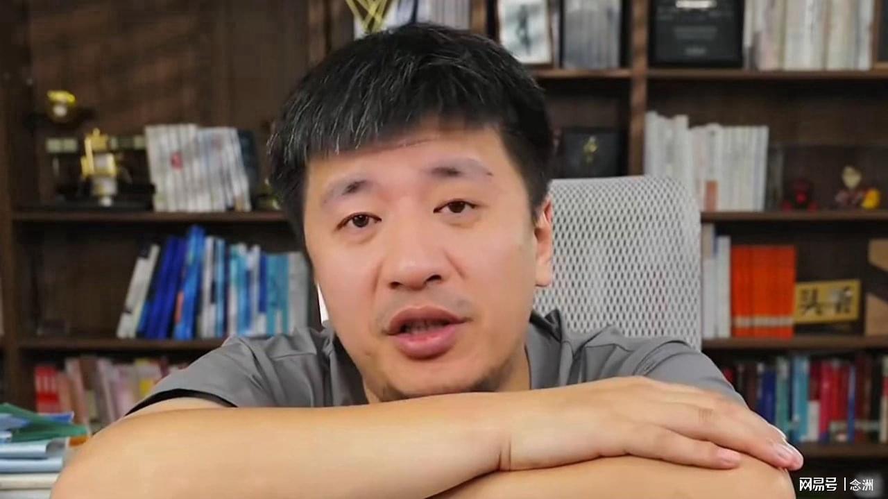 v体育-张雪峰一生挚爱国足:想当国脚夺世界杯 国足若进决赛愿死在现场